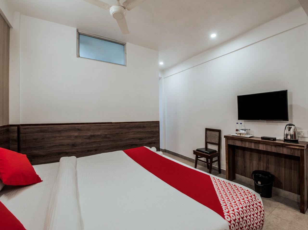 Hotel Indiana Шиллонг Экстерьер фото