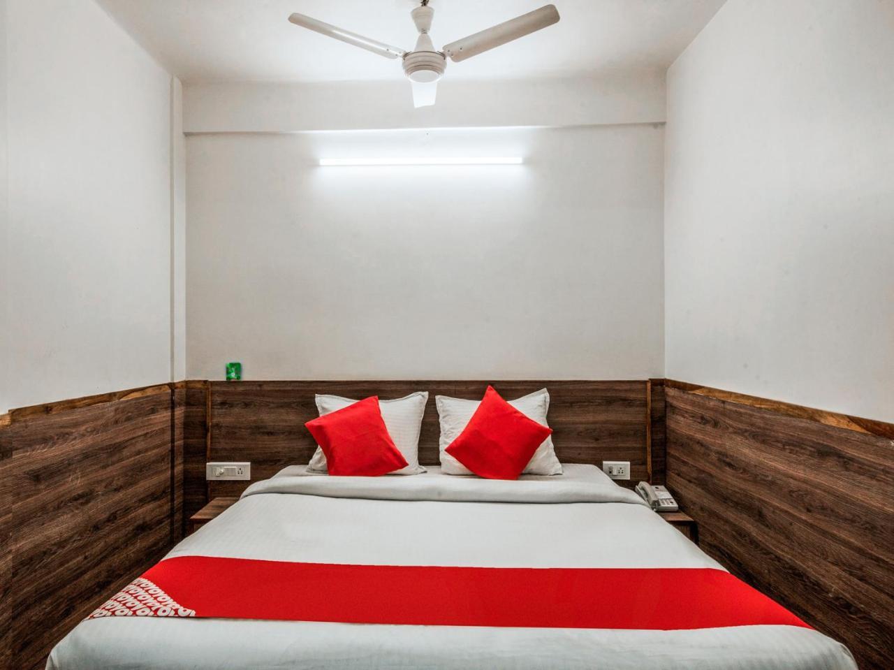 Hotel Indiana Шиллонг Экстерьер фото